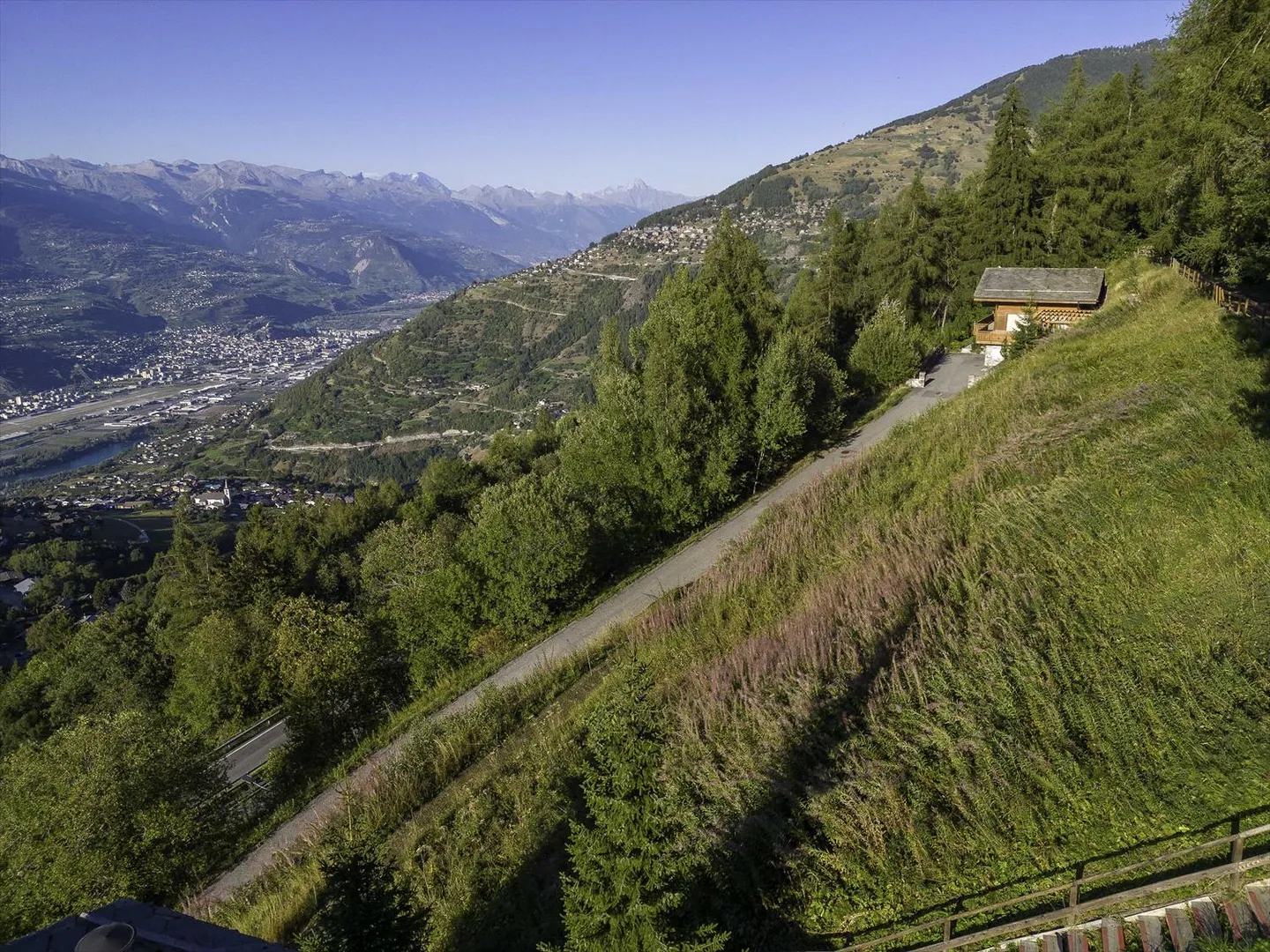 Due lotti edificabili, liberi da mandato con accesso al Bisse - Foto 1 di 13