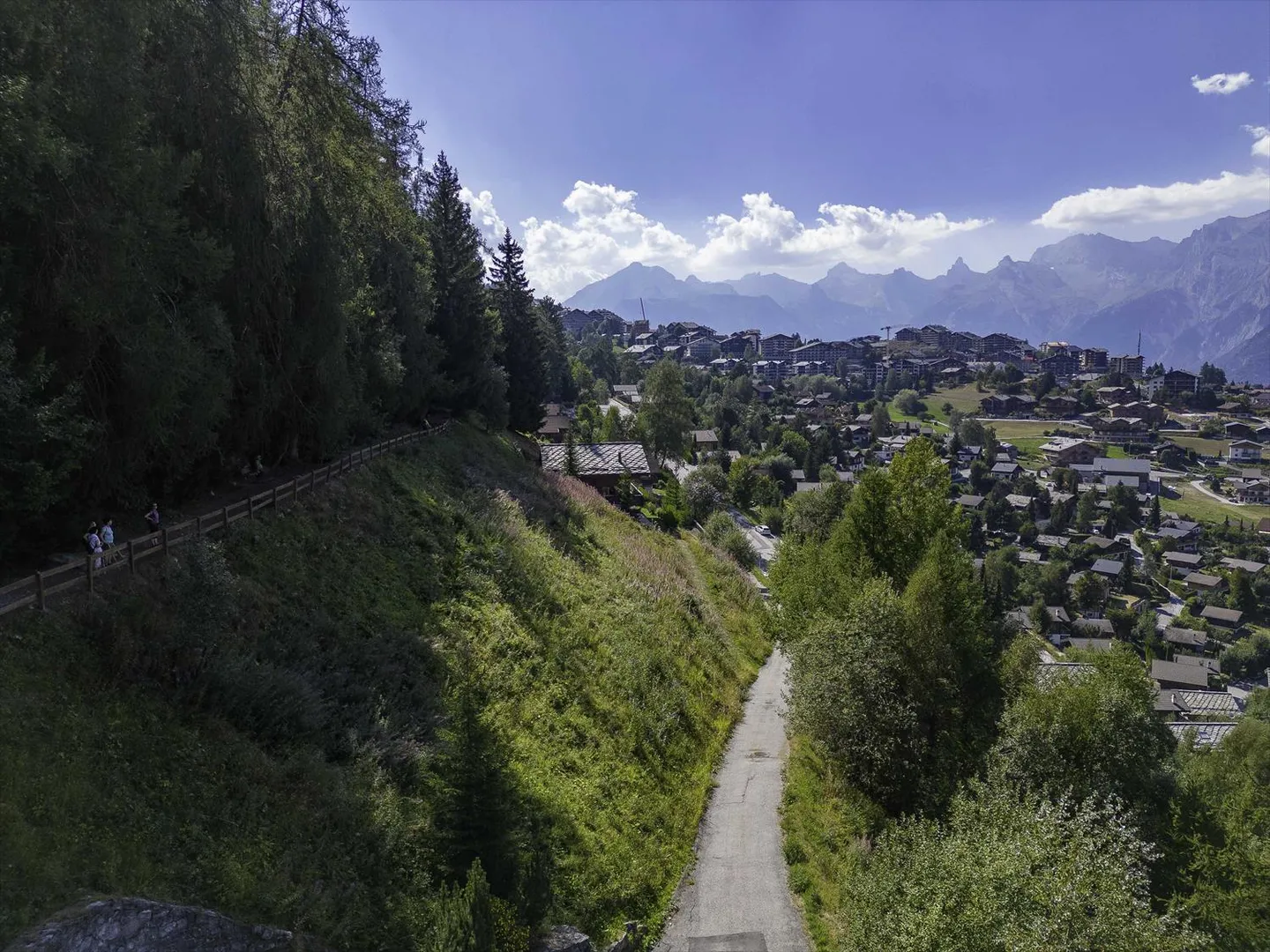 Due lotti edificabili, liberi da mandato con accesso al Bisse - Foto 9 di 13