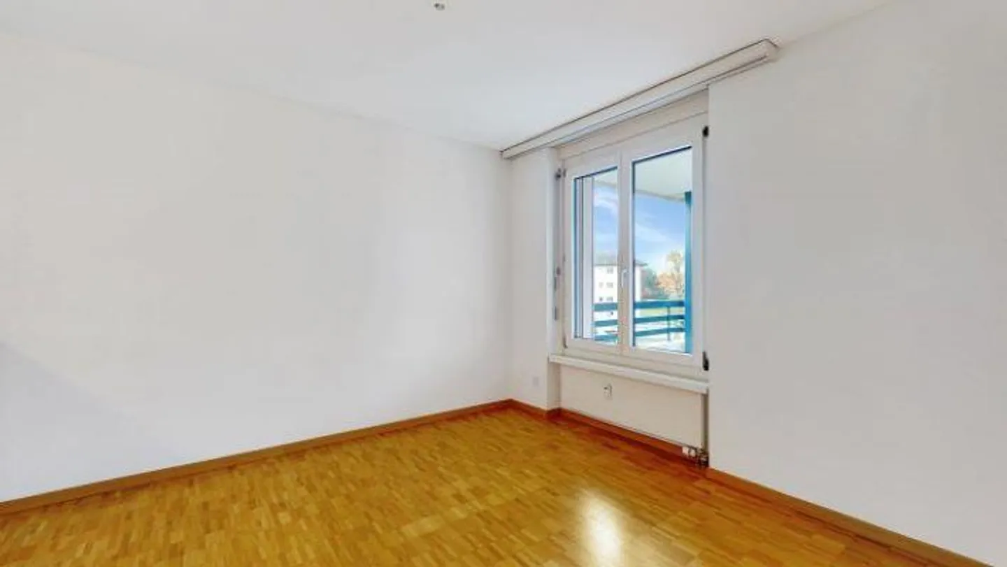 Appartamento 4.5 stanze in affitto in un quartiere tranquillo - Foto 9 di 11