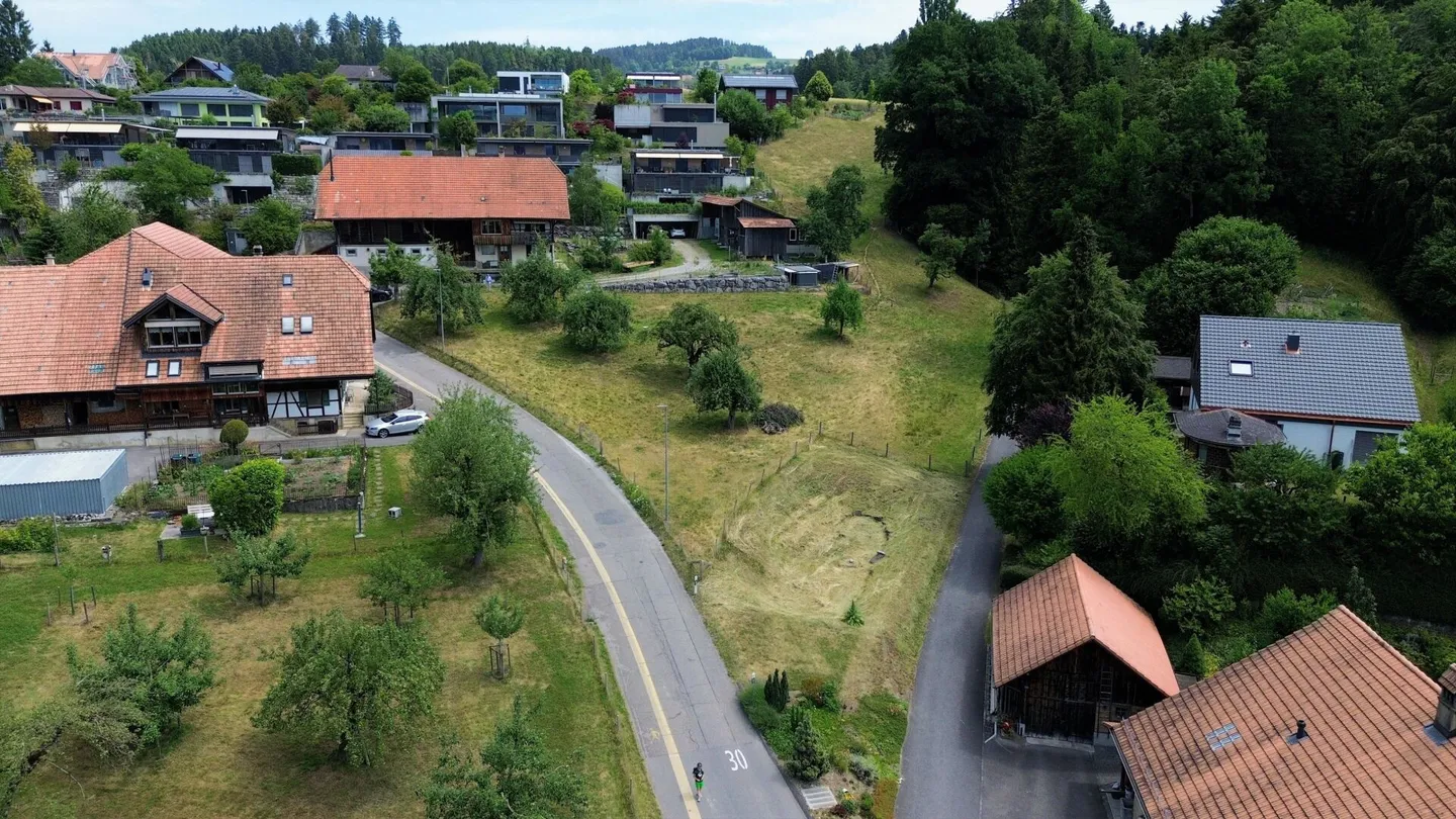 1'550 m2 di terreno edificabile in una posizione splendida - Foto 5 di 6