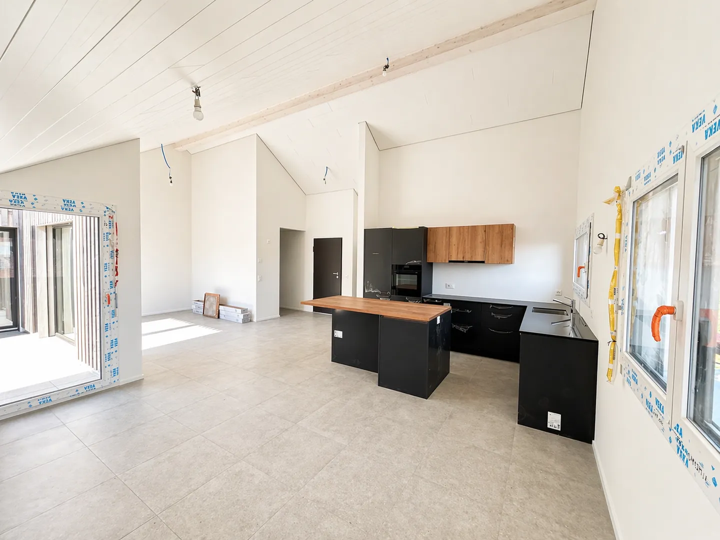 Dachgeschoss 4.5 Zimmer - Foto 1 von 13