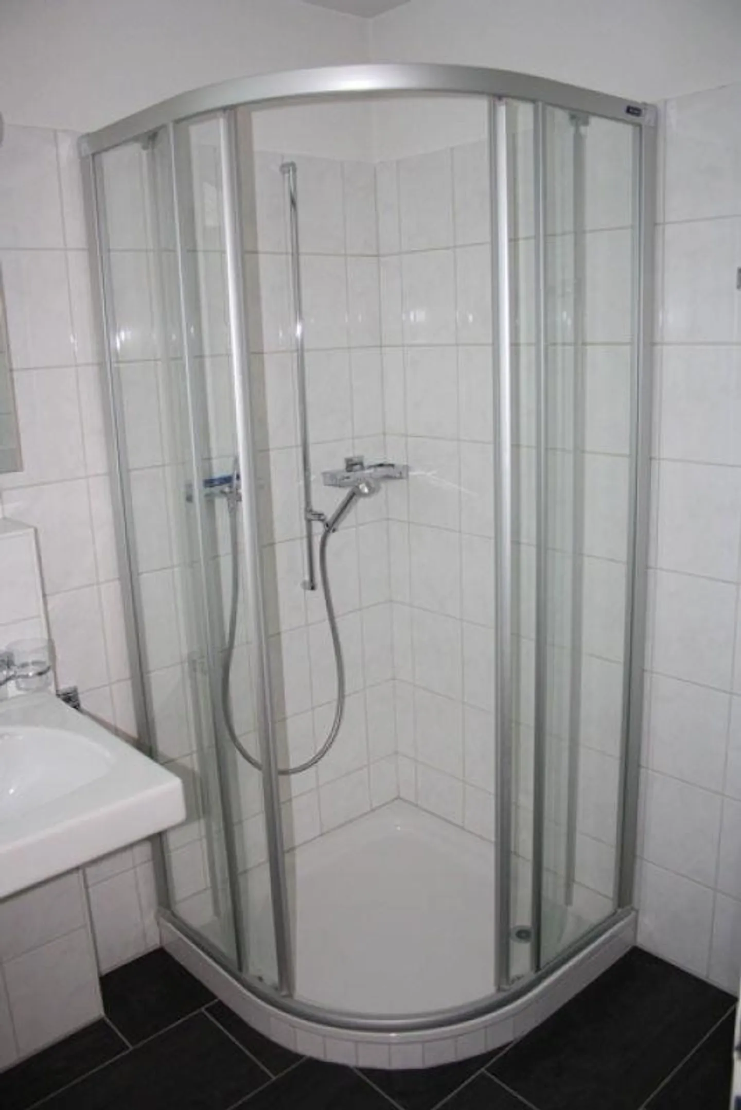 Modern and comfortable 4.5 room apartment - Photo 15 of 18