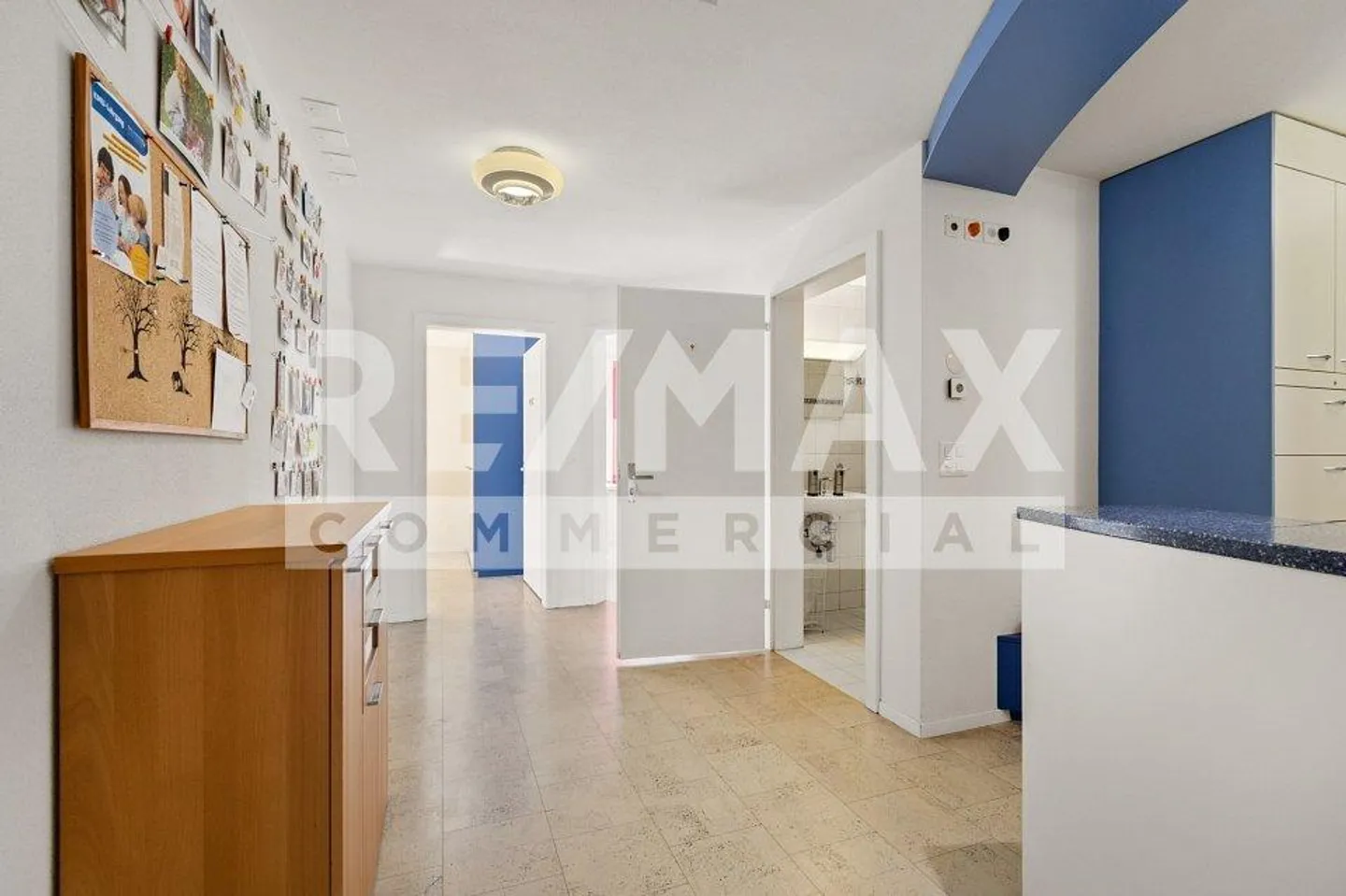 Gewerbe-/ Büroräume - Foto 2 di 13