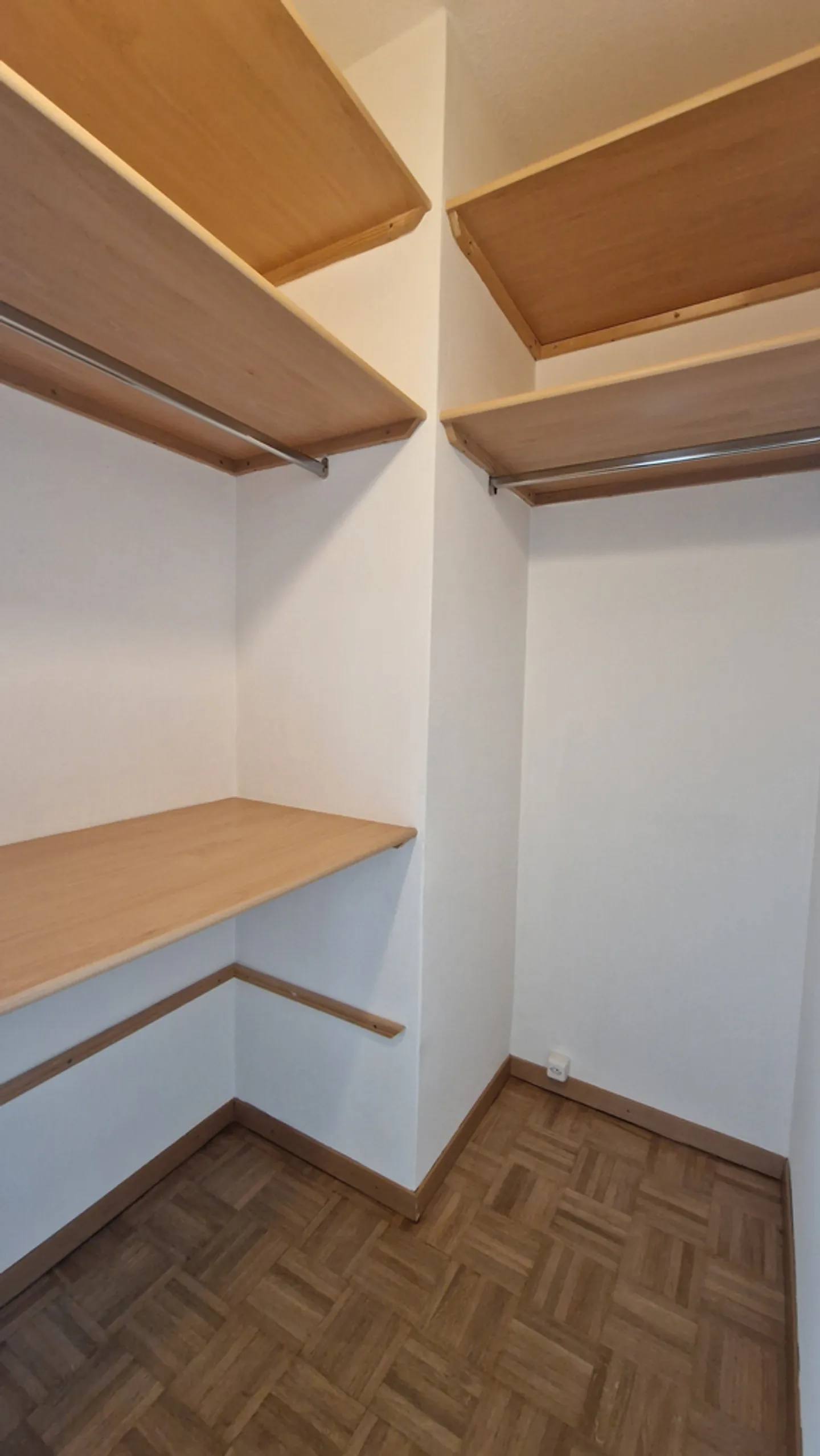 Geräumige Wohnung mit Balkon - Foto 6 von 11