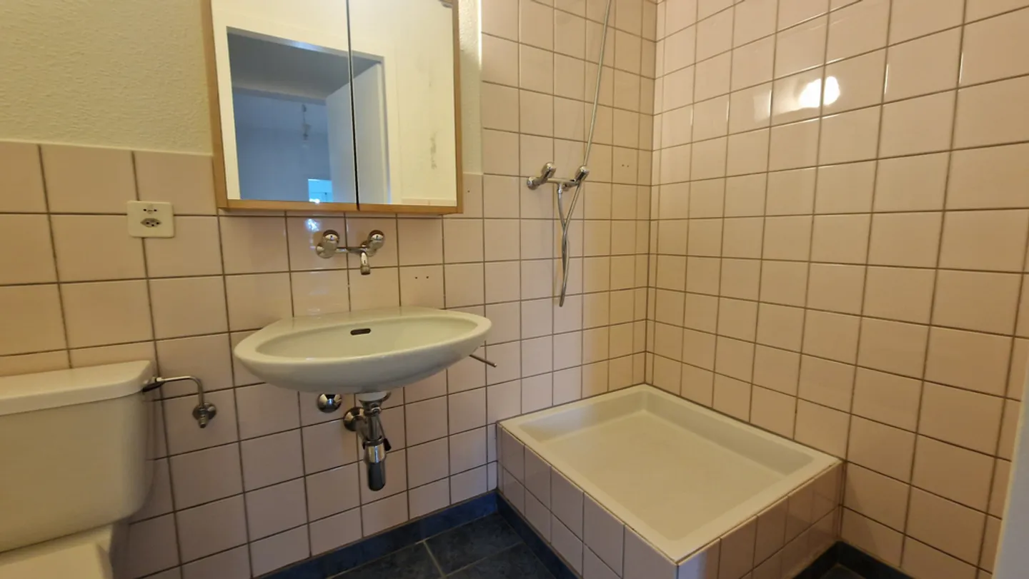 Geräumige Wohnung mit Balkon - Foto 11 von 11