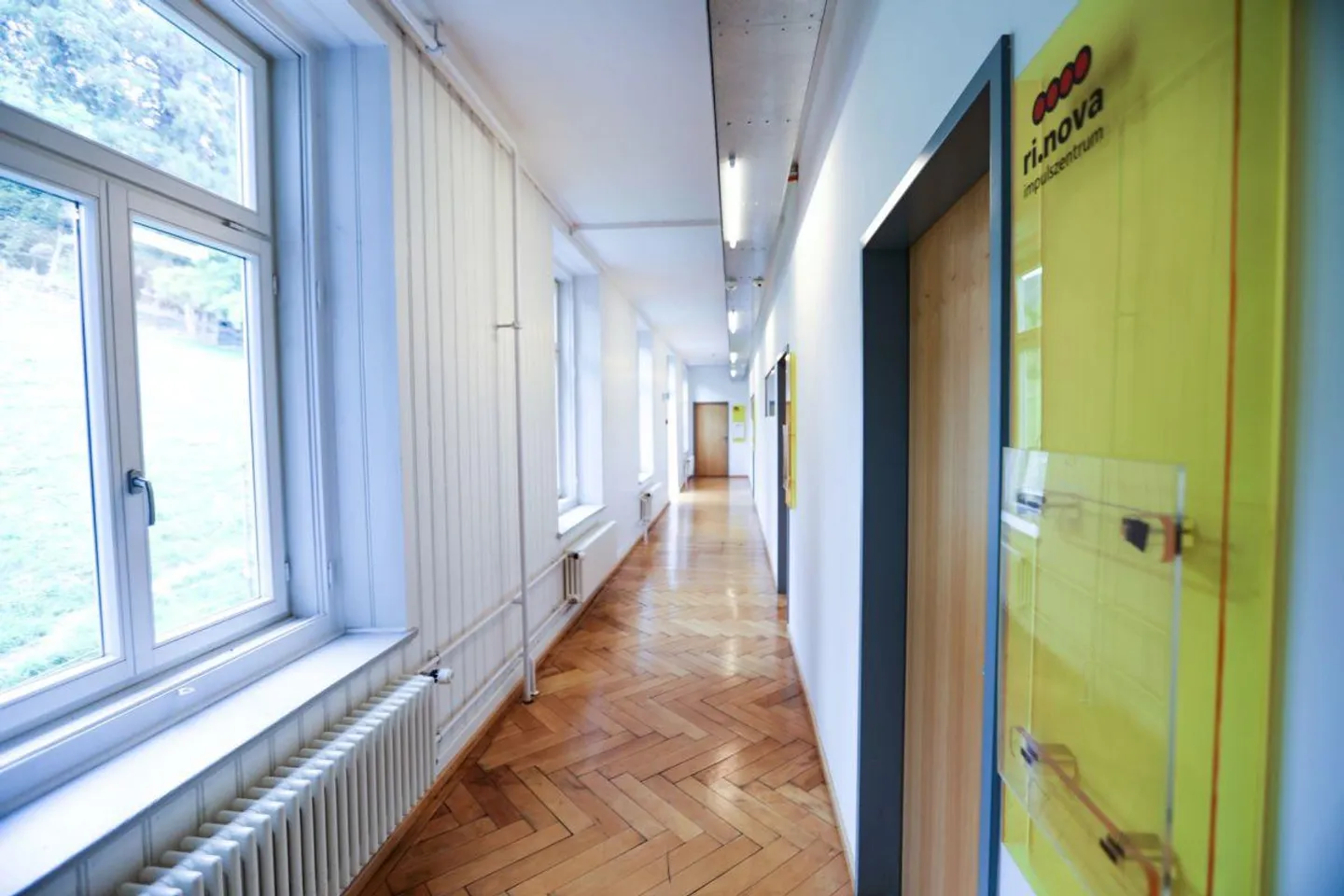 Modernes Büro in Rebstein - Foto 2 von 5