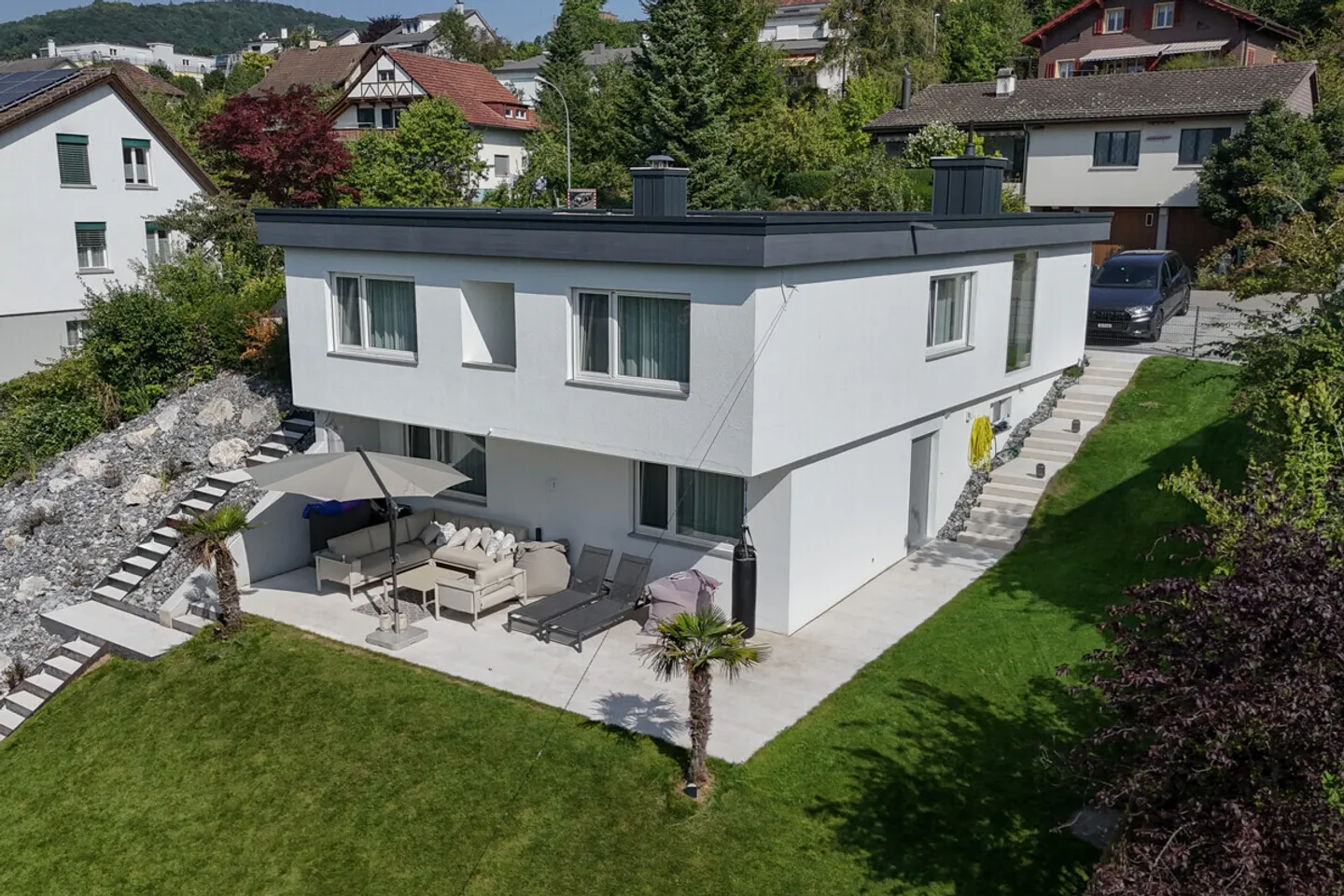 Casa unifamiliare moderna con paradiso del giardino - Foto 8 di 13