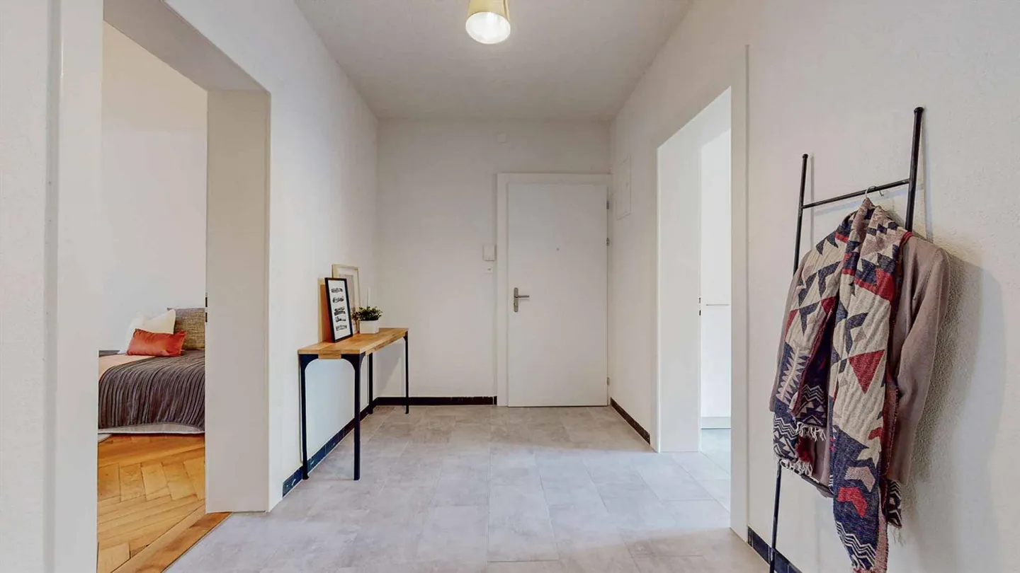 First net rent offered! Pleasant apartment in the heart of the city - Photo 8 of 8