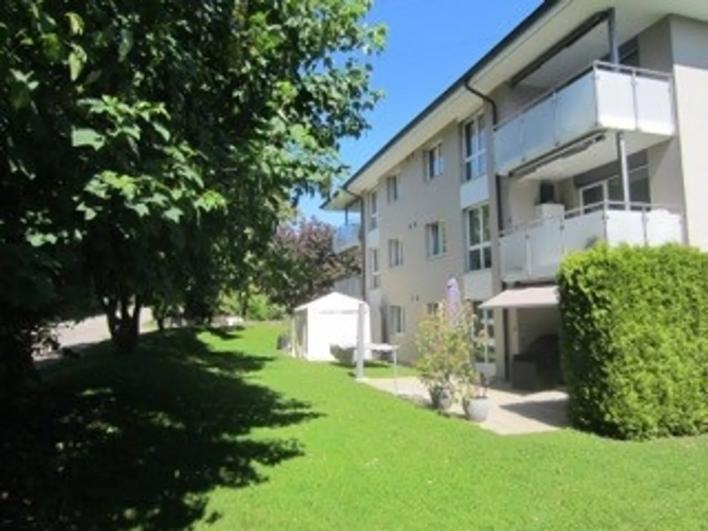 Sunny 4.5 Room Apartment in Eiken - Photo 1 of 10