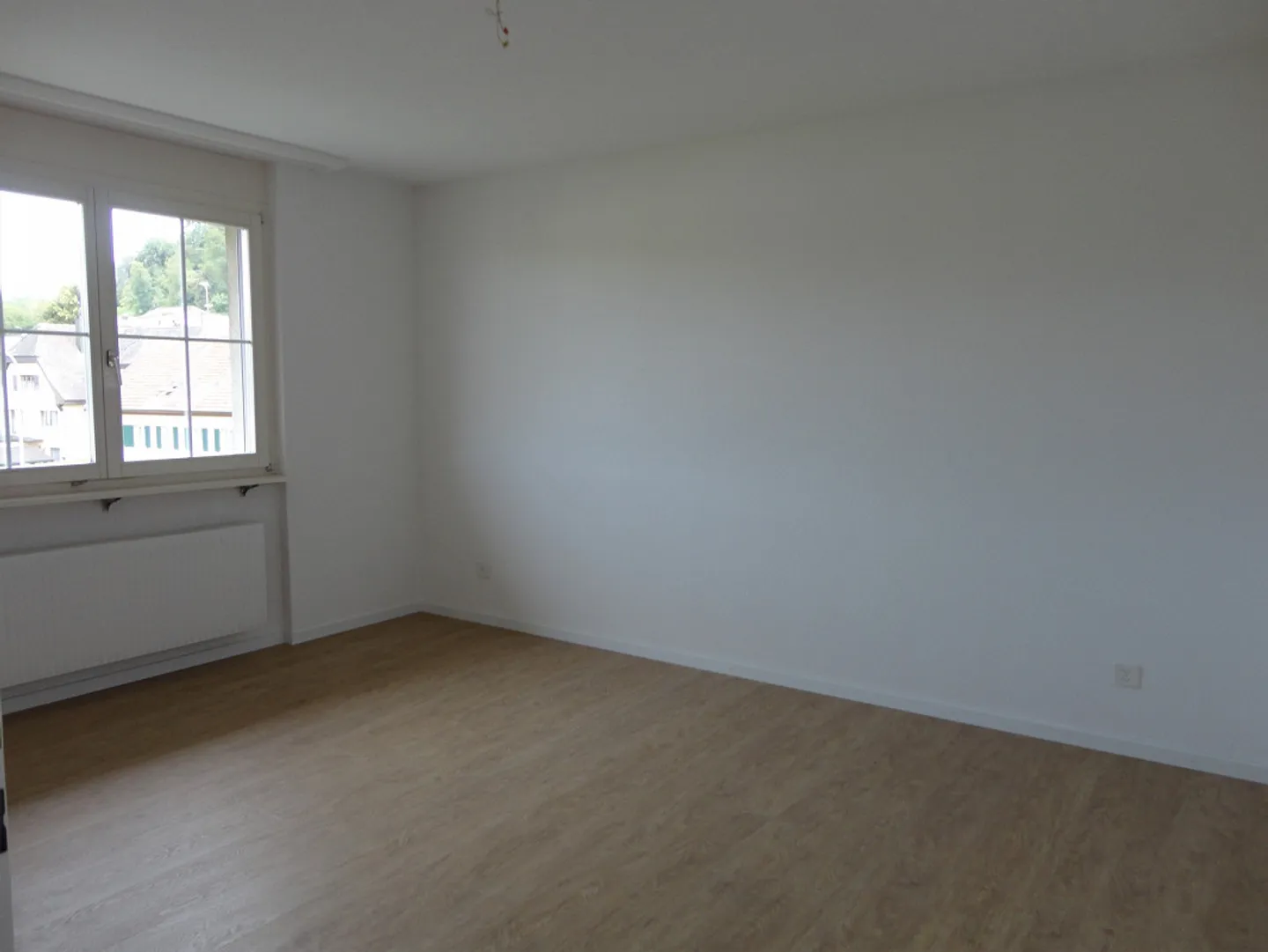 Sunny 4.5 Room Apartment in Eiken - Photo 6 of 10