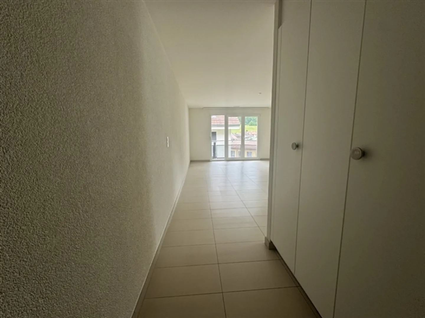 «Eine kostenlose Monatsnettomiete und ein pauschaler Zuschuss zu den Umzugskosten 3.5 Zimmerwohnung im 1. OG» - Foto 3 von 7