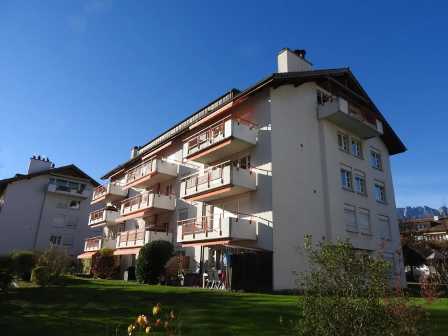 «Grosszügige Wohnung an bevorzugter Wohnlage!» - Foto 1 von 6