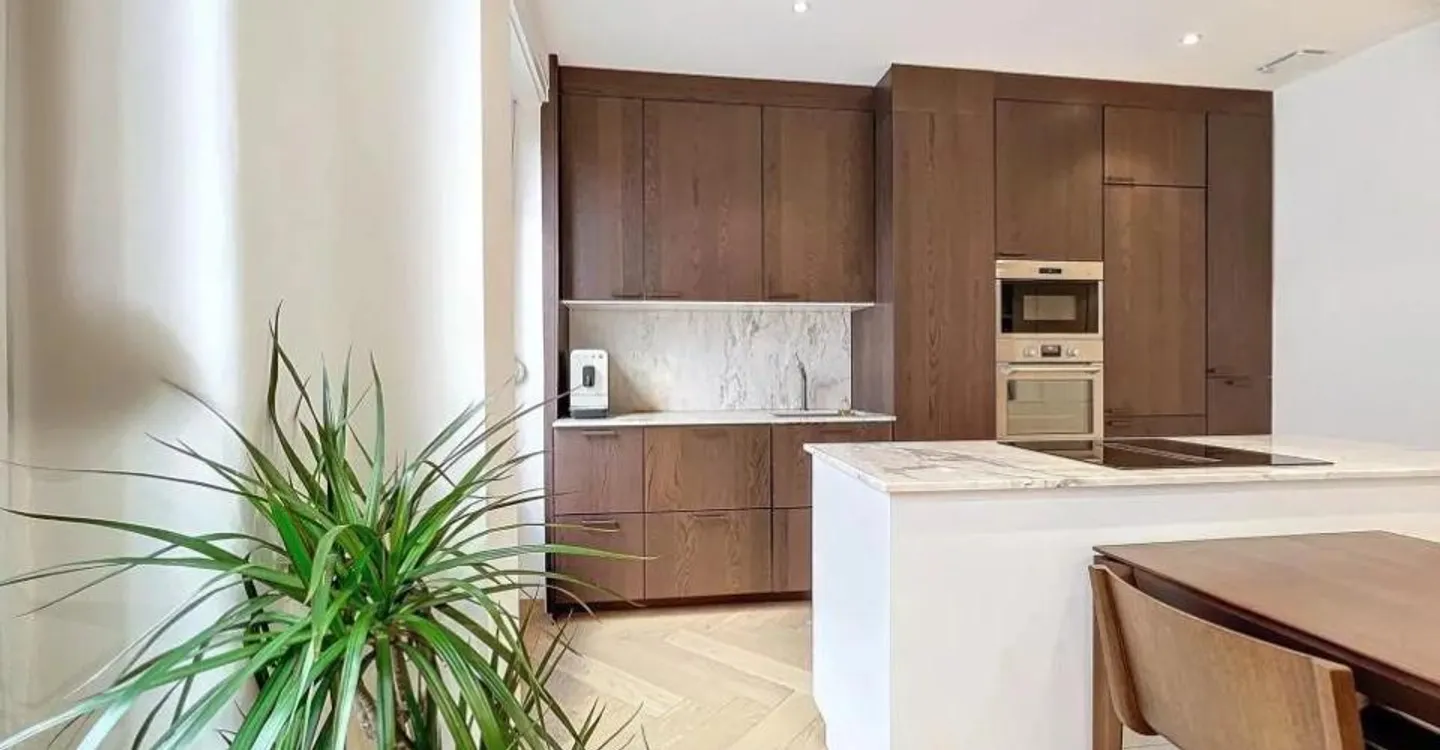 Magnificent 4-room apartment fully renovated - Photo 3 of 12
