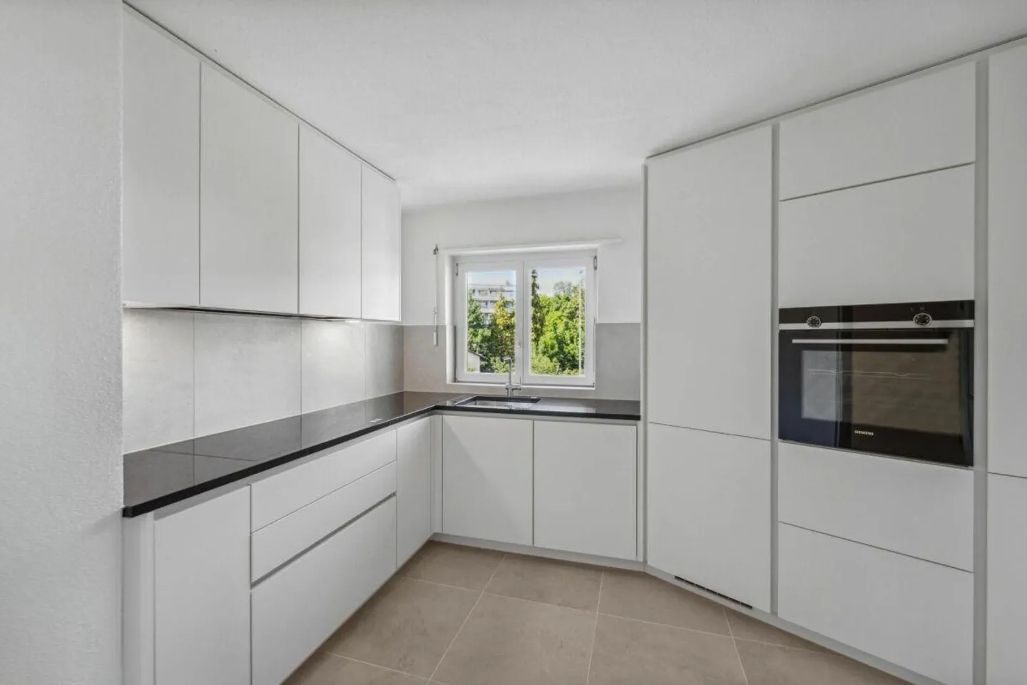 Vermietung 4.5-ZWG - Foto 7 von 16