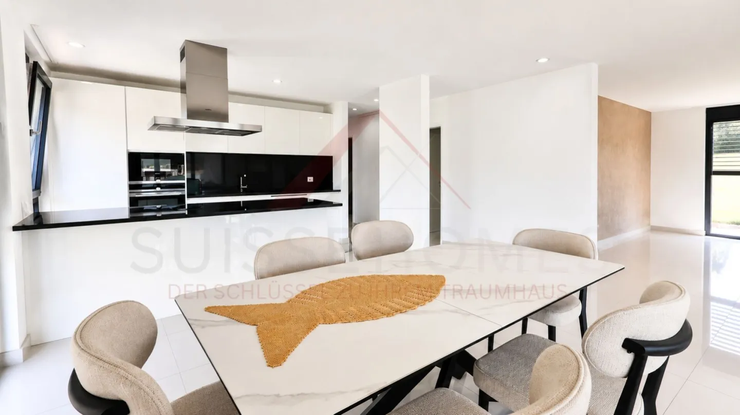 150 m² di superficie abitabile | Luminoso appartamento di 4,5 stanze con 2 balconi e ascensore - Foto 6 di 22