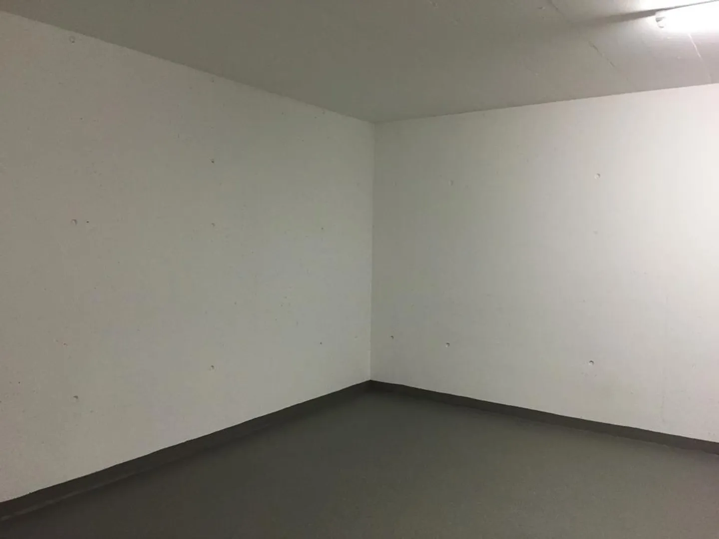 UNIQUEMENT POUR DU DÉPOT - Photo 1 sur 3