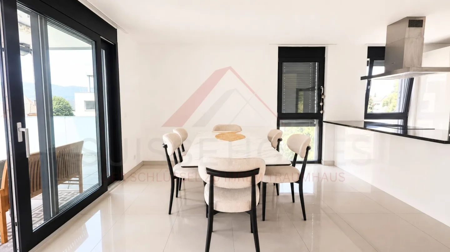 150 m² di superficie abitabile | Luminoso appartamento di 4,5 stanze con 2 balconi e ascensore - Foto 7 di 22