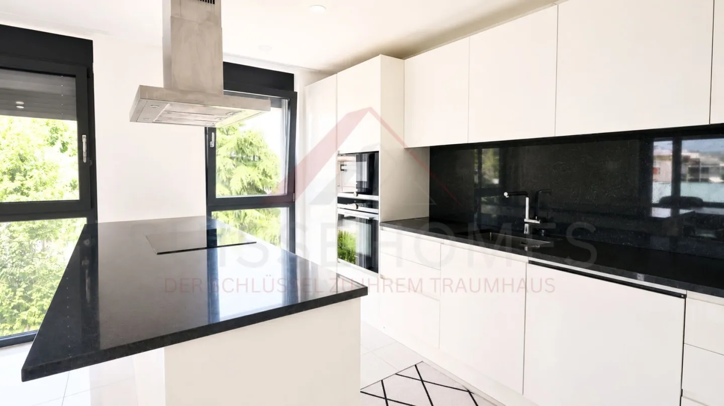 150 m² di superficie abitabile | Luminoso appartamento di 4,5 stanze con 2 balconi e ascensore - Foto 8 di 22