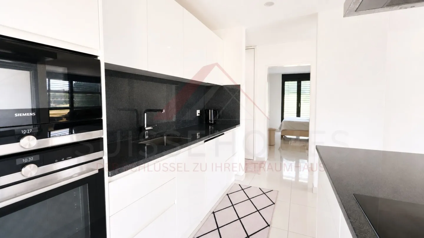 150 m² di superficie abitabile | Luminoso appartamento di 4,5 stanze con 2 balconi e ascensore - Foto 9 di 22