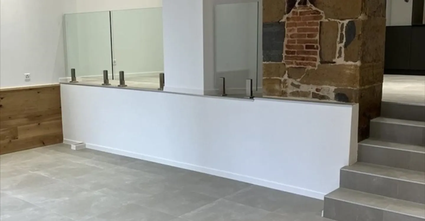 Edificio ad uso misto in affitto - Foto 5 di 9