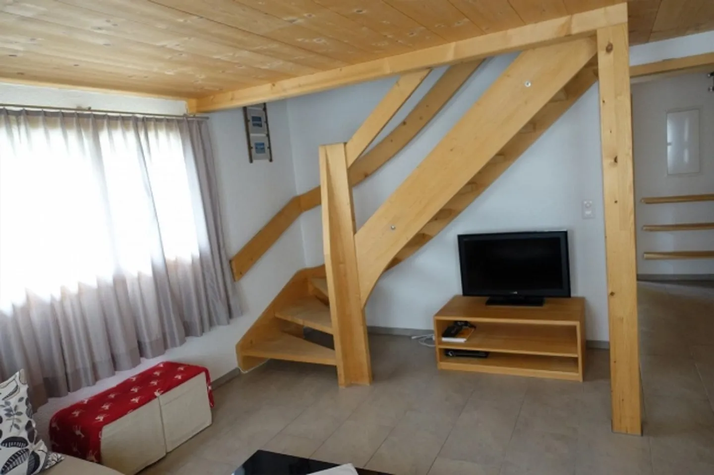 Dream Home in Obersaxen Mundaun - Furnished 3.5-Room Apartment - Photo 7 of 13