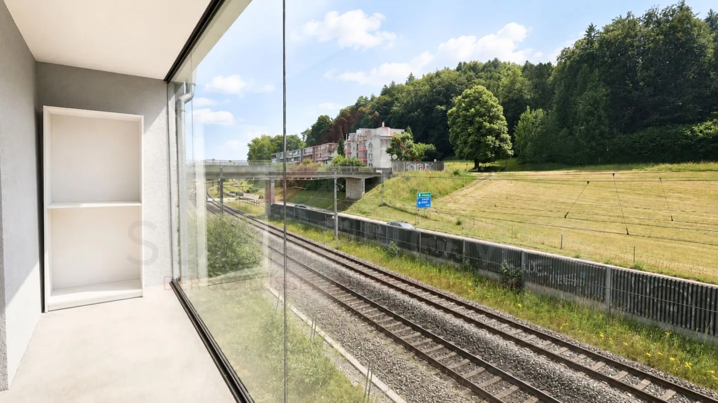 150 m² di superficie abitabile | Luminoso appartamento di 4,5 stanze con 2 balconi e ascensore - Foto 20 di 22