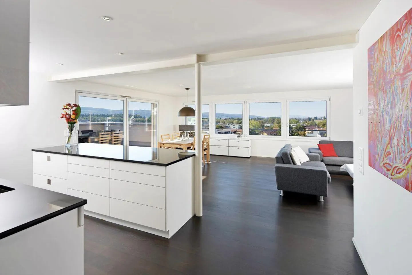 Bellissimo appartamento attico in posizione esclusiva! - Foto 2 di 12