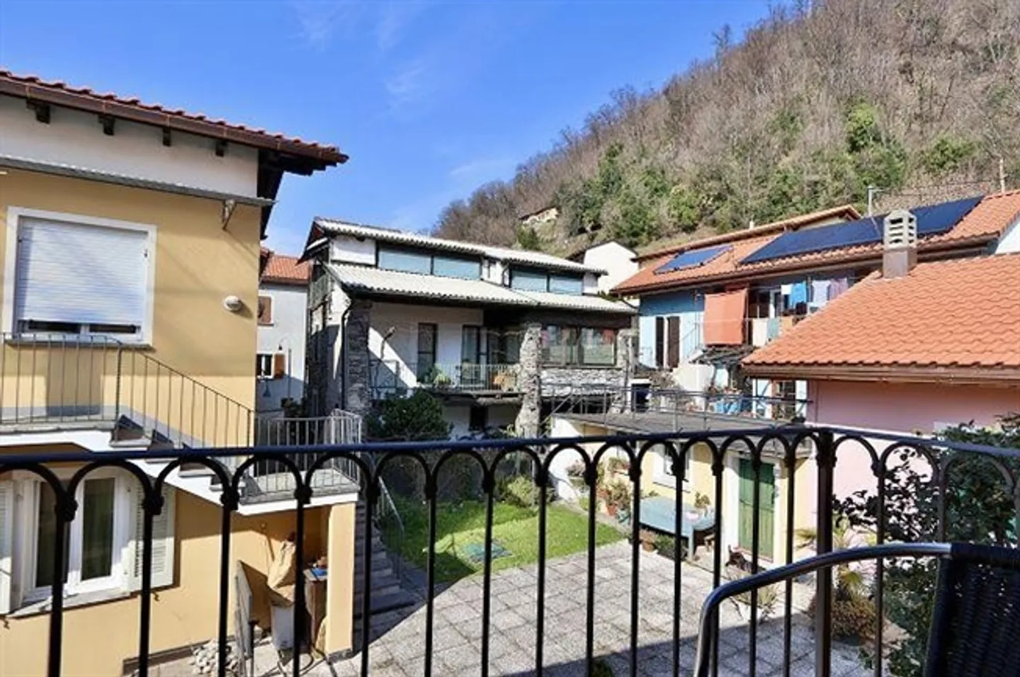 Appartement de 3 1/2 pièces avec jardin dans un endroit très calme et central avec ambiance chaleureuse - Photo 8 sur 20