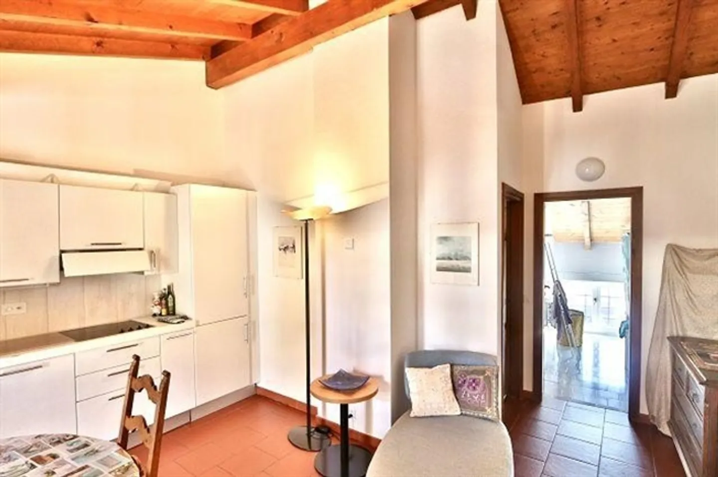 Appartement de 3 1/2 pièces avec jardin dans un endroit très calme et central avec ambiance chaleureuse - Photo 9 sur 20