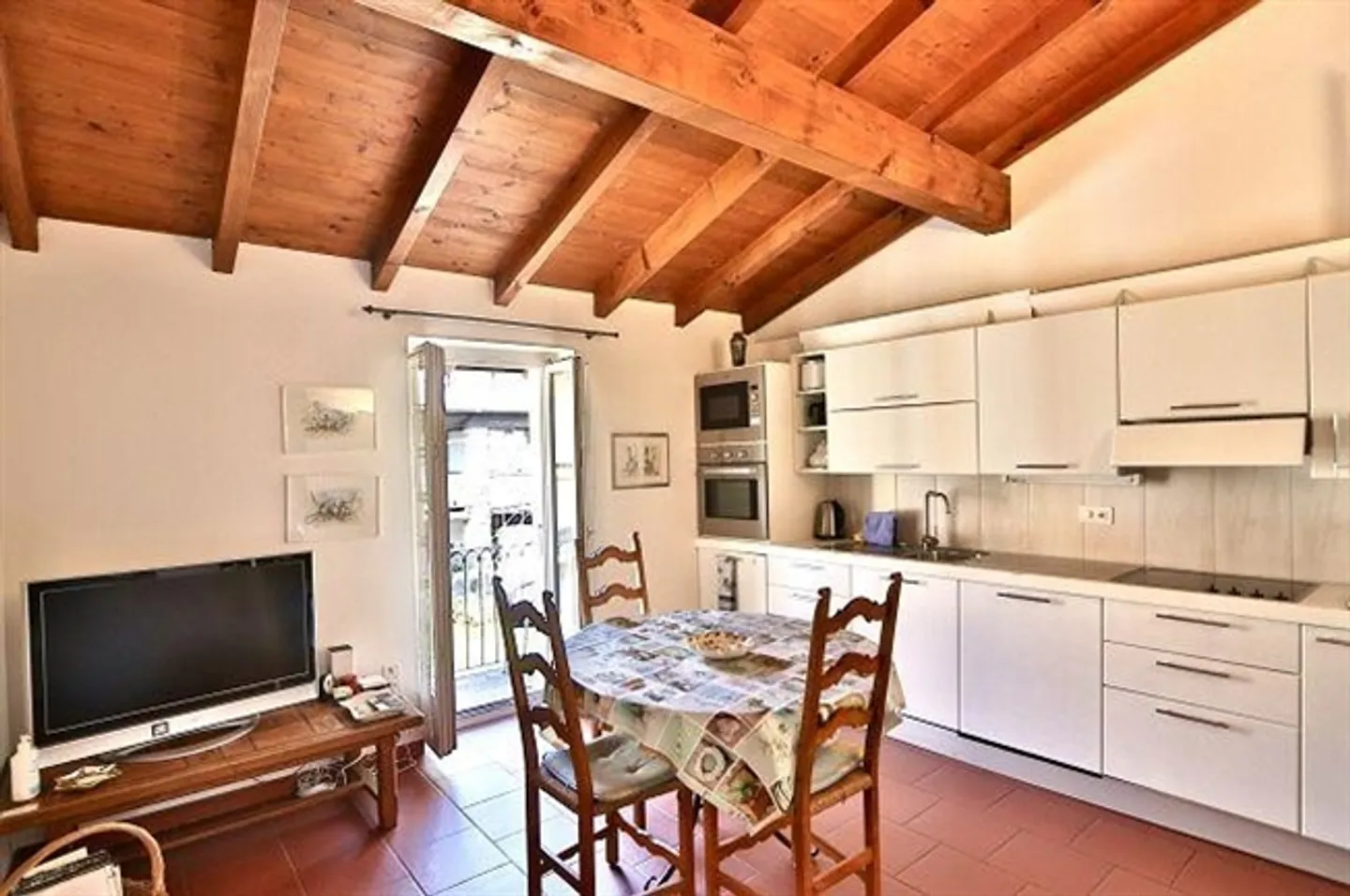 Appartement de 3 1/2 pièces avec jardin dans un endroit très calme et central avec ambiance chaleureuse - Photo 10 sur 20