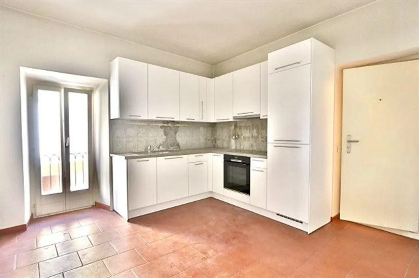 Appartement de 3 1/2 pièces avec jardin dans un endroit très calme et central avec ambiance chaleureuse - Photo 15 sur 20
