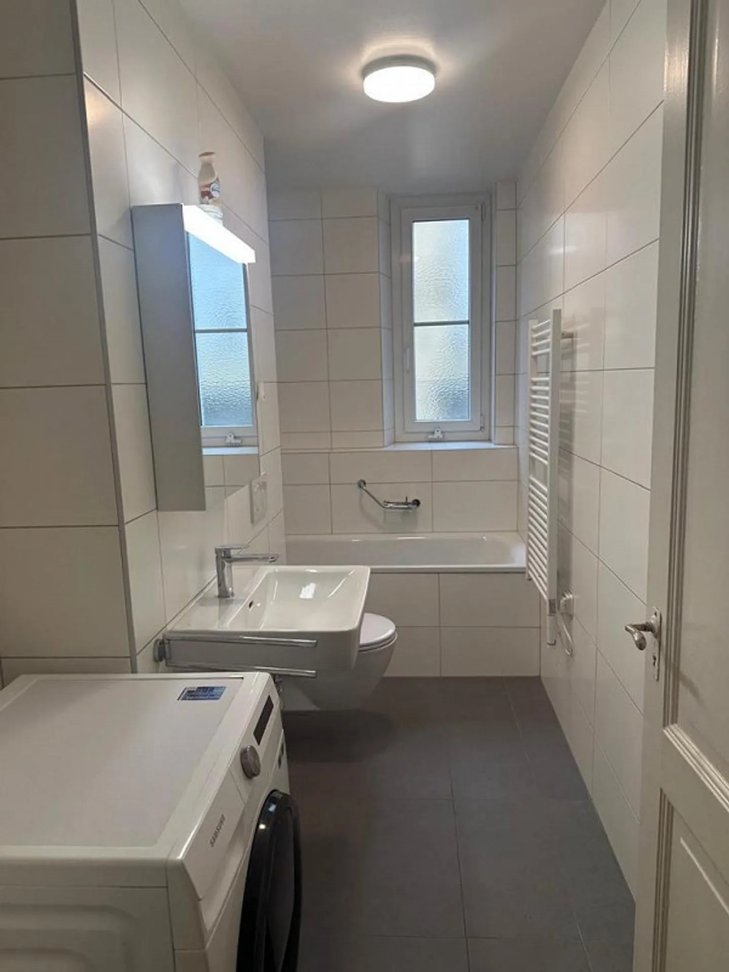 Appartement 4 pièces charmant - Photo 3 sur 8