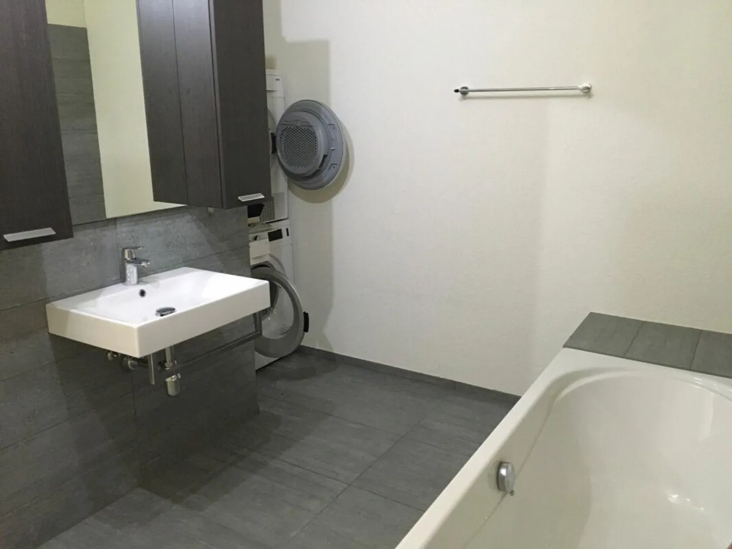 Geräumige Wohnung mit modernem Ausbau - Foto 5 von 7