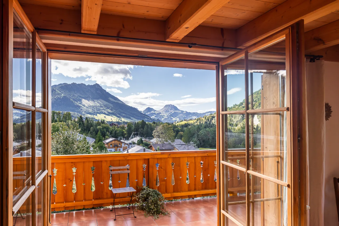 Einzigartige Lage in Charmey: ruhig, panoramische Aussicht und Sonne - Foto 7 von 12