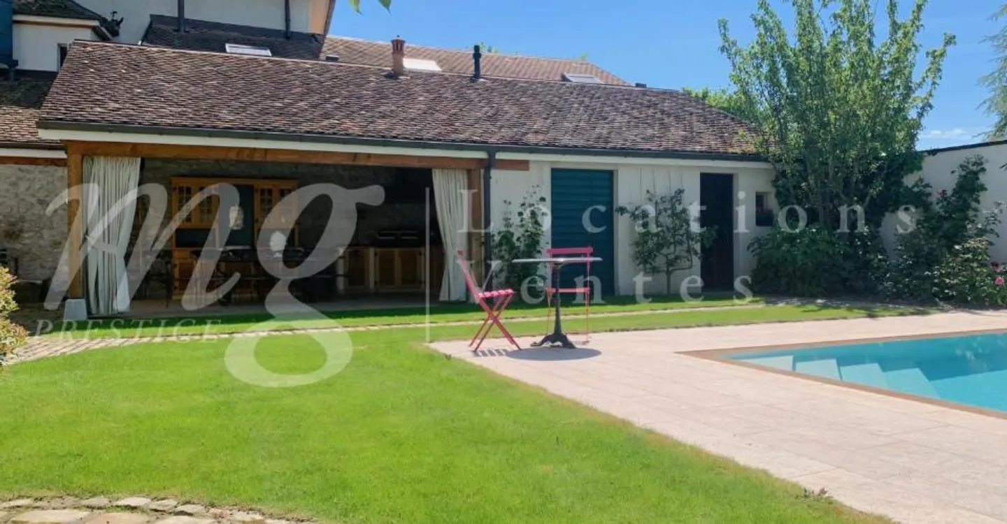 LINKSRHEINISCH! SUPERBE WOHNUNG VON 600 m2 MIT WUNDERSCHÖNEM PRIVATGARTEN & SCHWIMMBAD - Foto 3 von 13