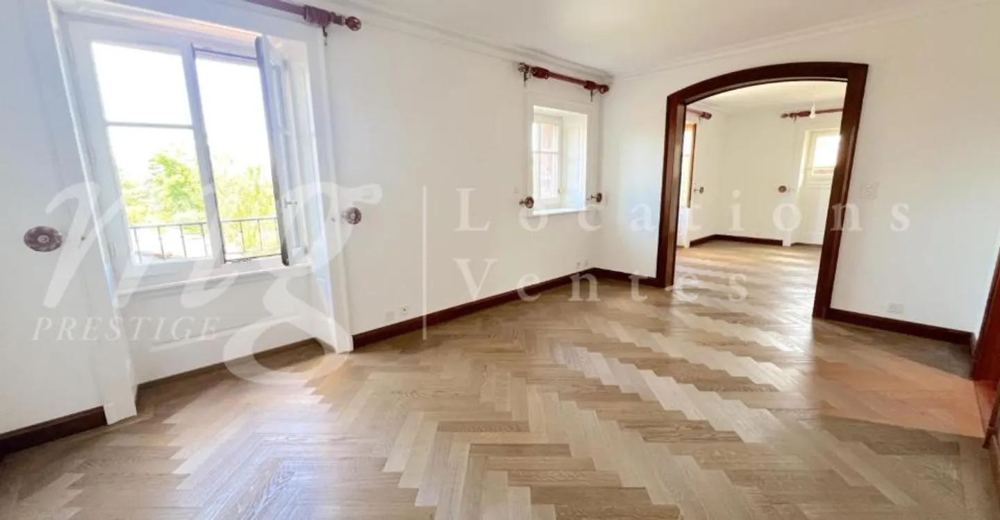 LINKSRHEINISCH! SUPERBE WOHNUNG VON 600 m2 MIT WUNDERSCHÖNEM PRIVATGARTEN & SCHWIMMBAD - Foto 10 von 13