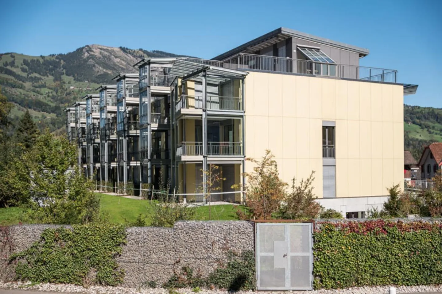 Appartamento attico su due livelli con vista mozzafiato - Foto 1 di 8