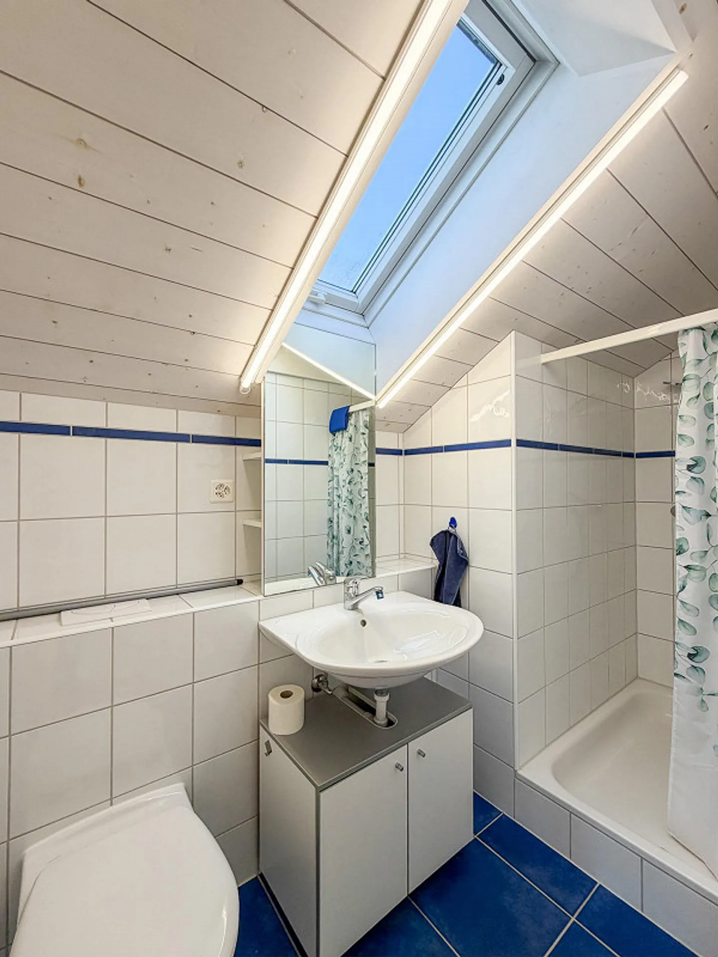 Semi-Detached House with Beautiful Garden, Kaufdorf - Photo 12 of 30