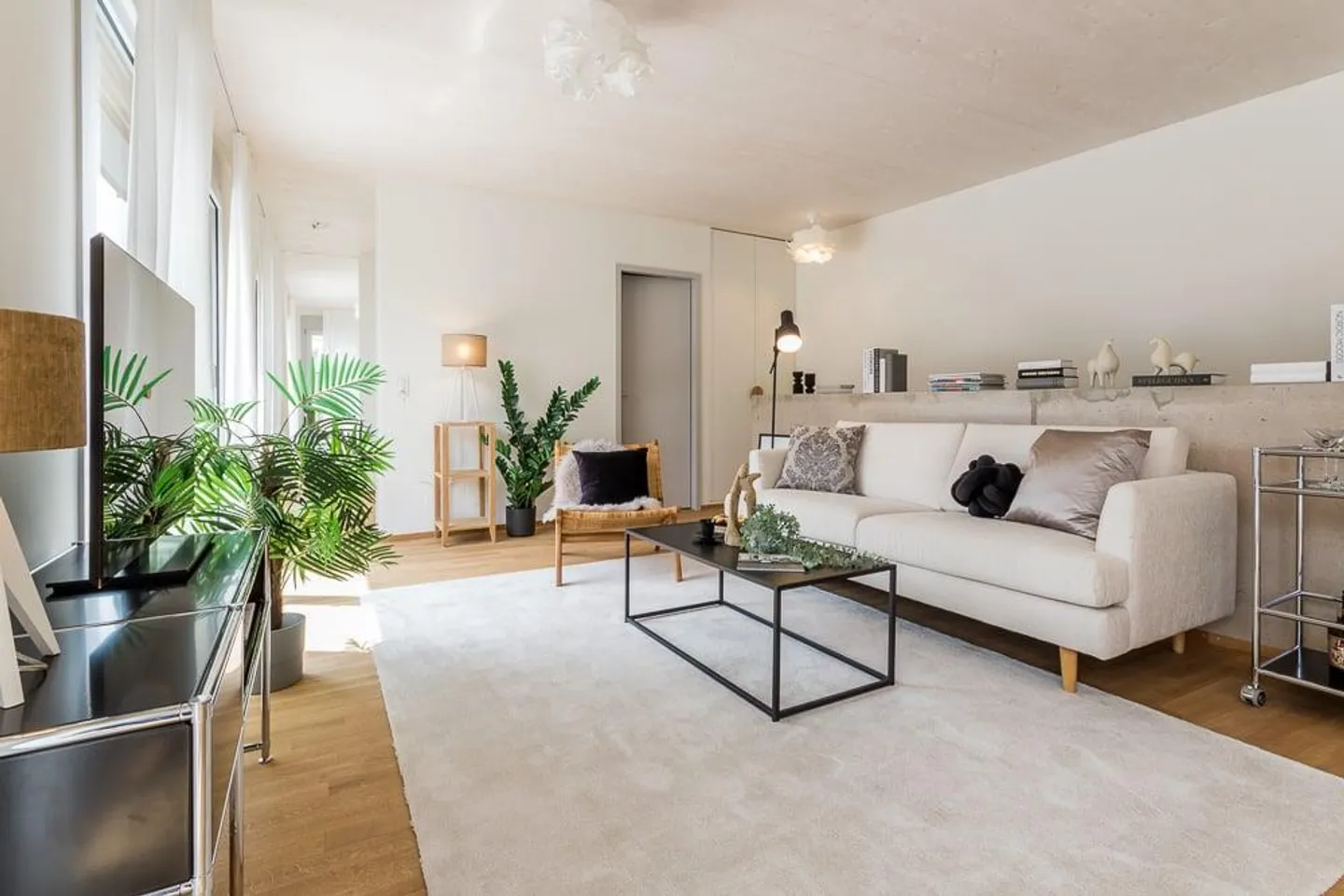 Exclusive Penthouse Living – an impressive rooftop terrace above the city - Photo 3 of 11