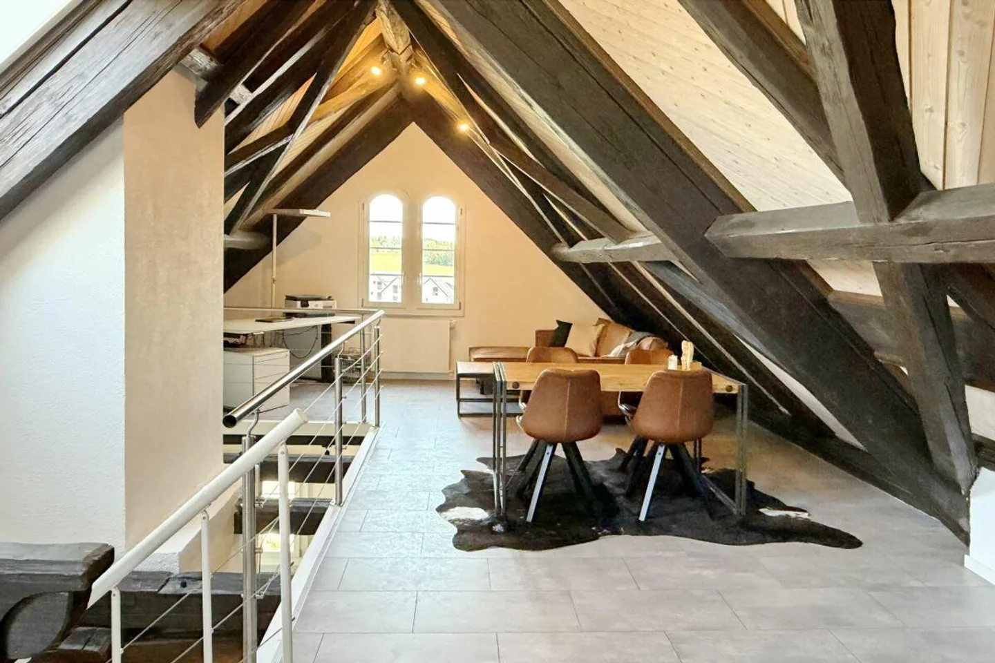 Loft-style 3.5-room maisonette apartment 155 m2 in the historic main... - Photo 10 of 10