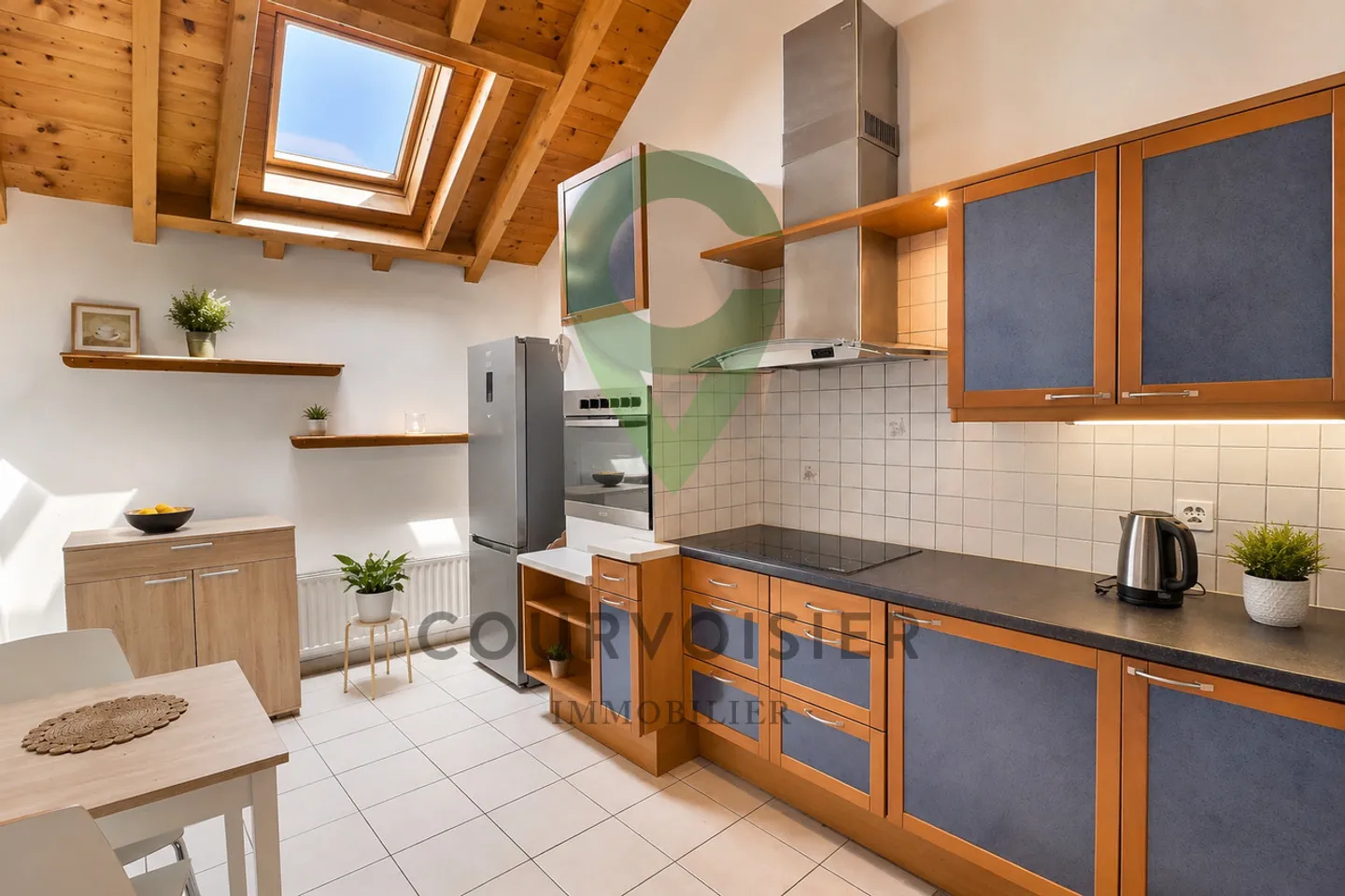 Elegante casa di villaggio indipendente di carattere - Foto 5 di 14
