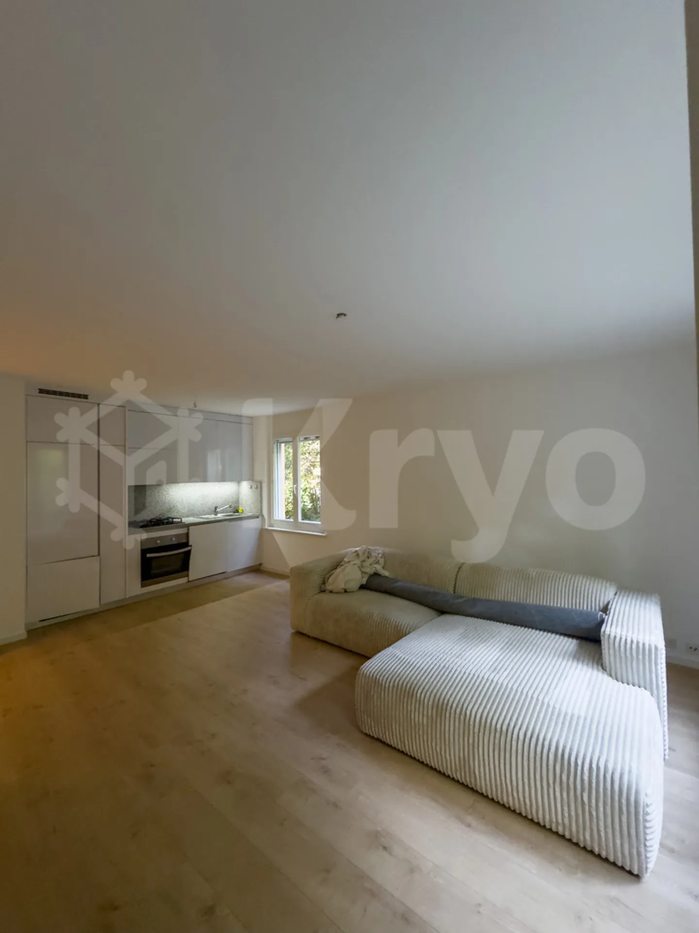 Appartement de deux pièces et demie au rez-de-chaussée - Photo 1 sur 12