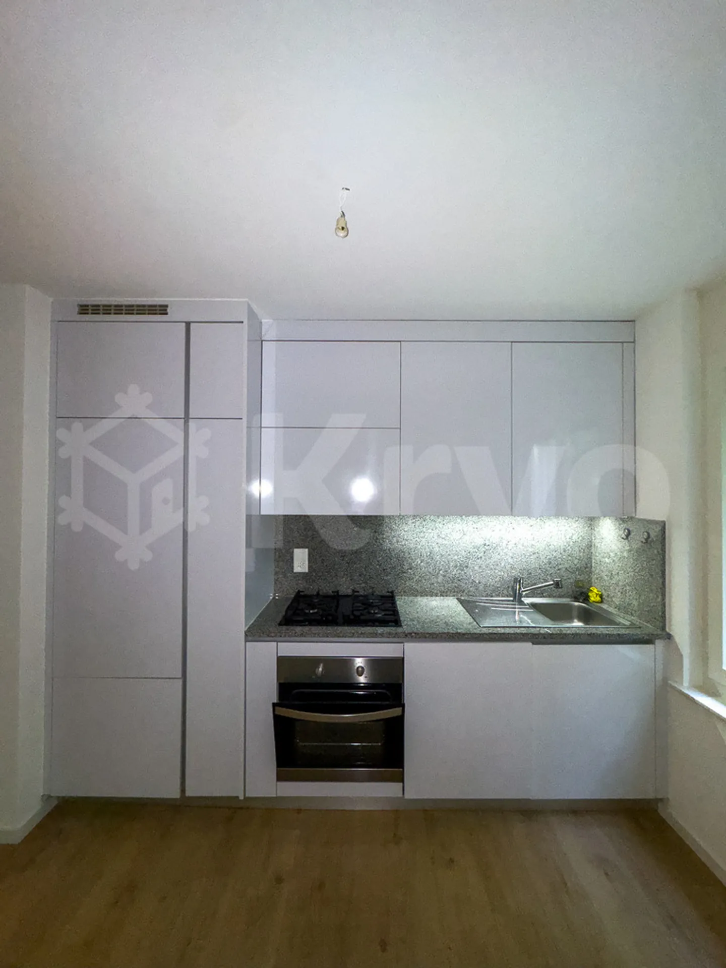Appartement de deux pièces et demie au rez-de-chaussée - Photo 4 sur 12