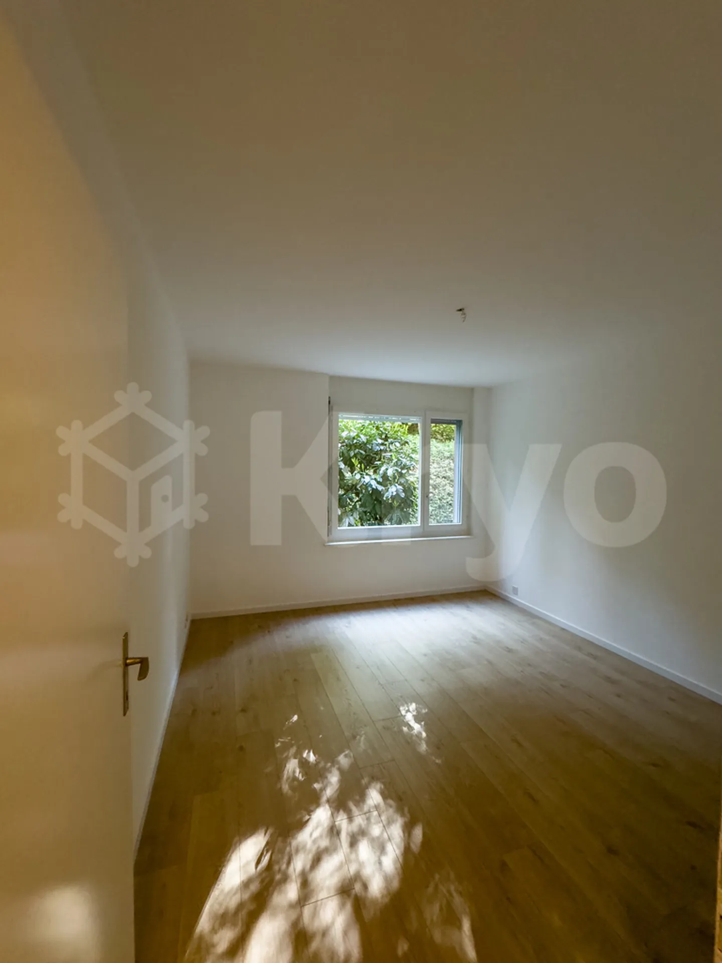 Appartement de deux pièces et demie au rez-de-chaussée - Photo 6 sur 12