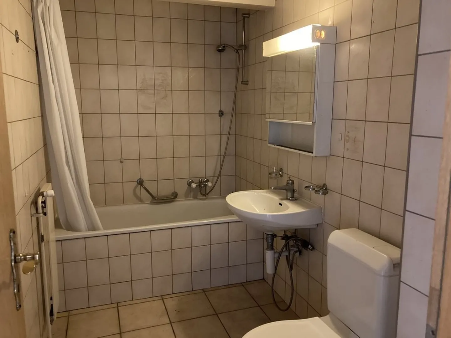 Appartamento di 3 locali in città - Foto 4 di 6