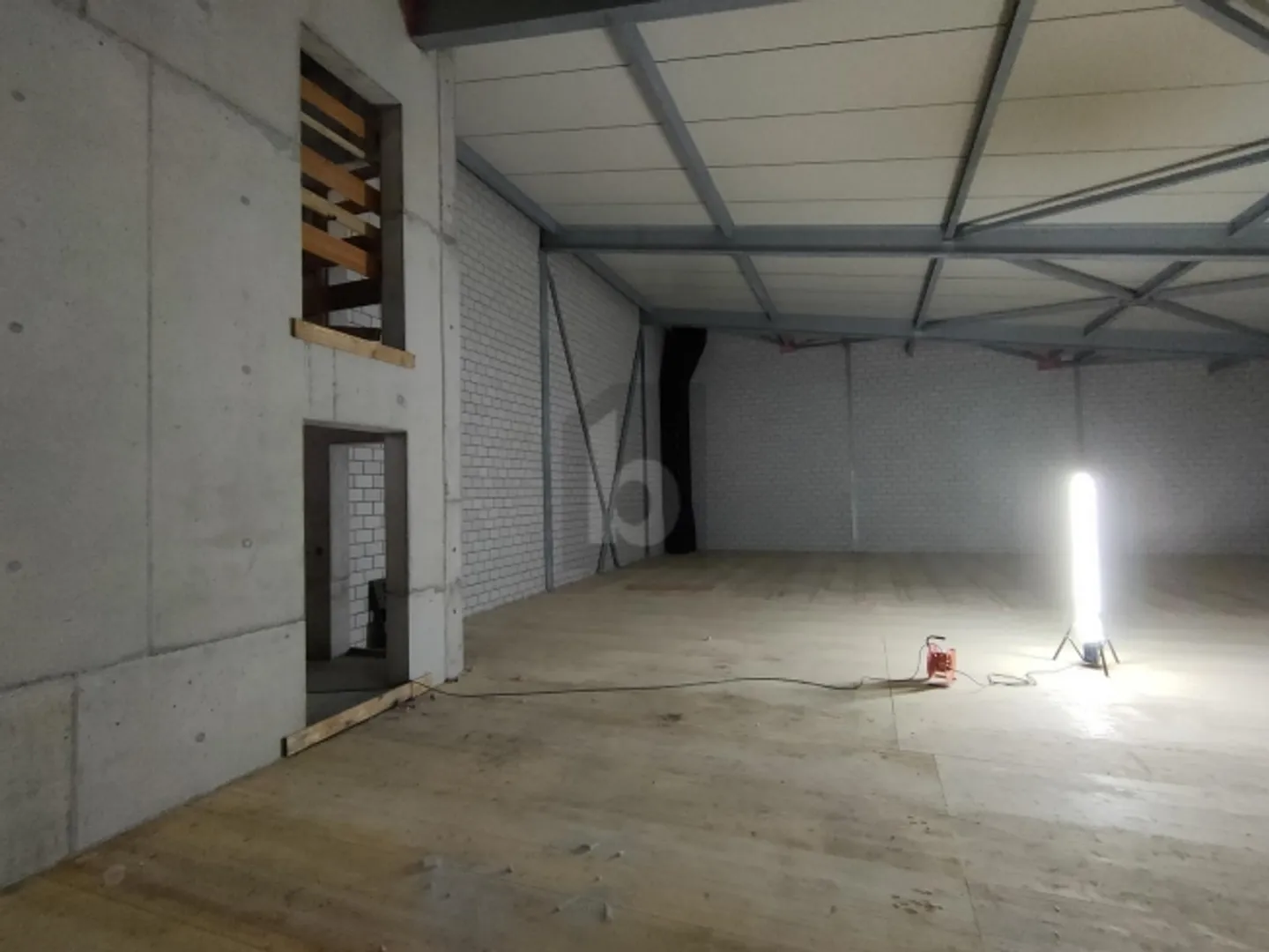 POLYVALENT, NOUVEAU BÂTIMENT - Photo 4 sur 6