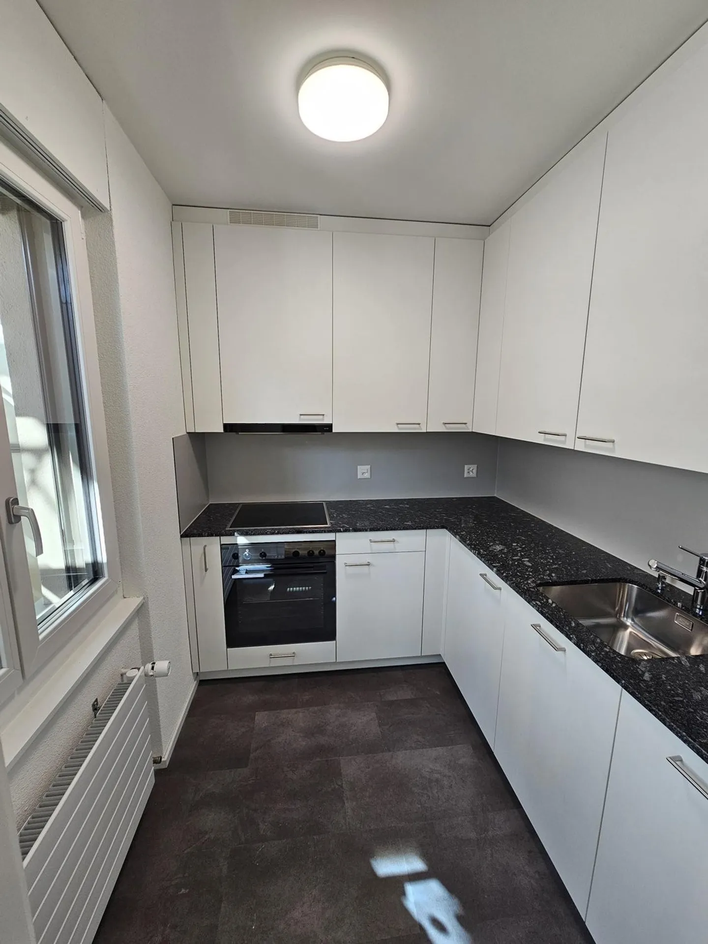 Appartement 2 pièces rénové énergétiquement dans le quartier de Breitenrain - Photo 5 sur 7