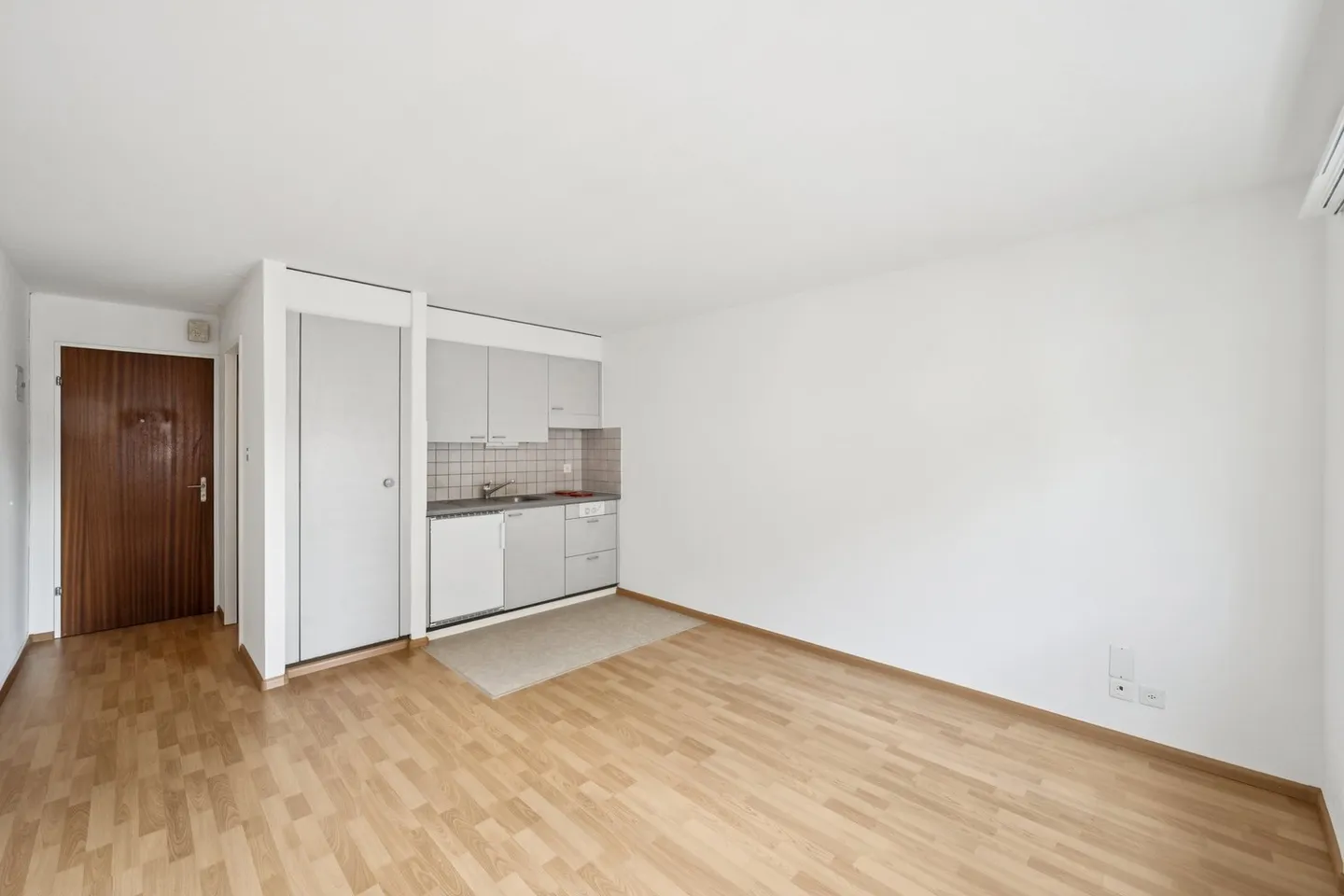 Quartier verdoyant et central - Photo 7 sur 12