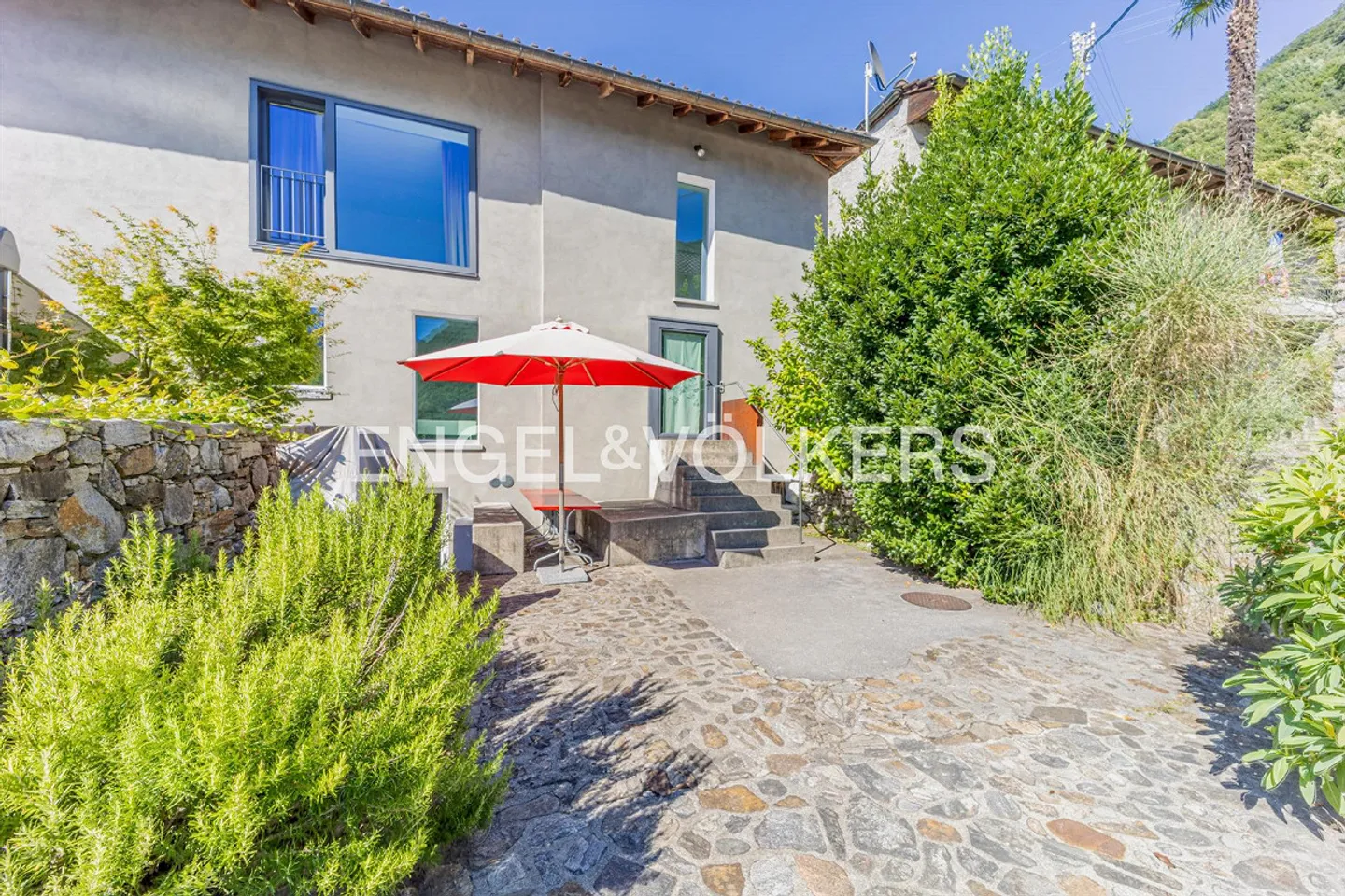 Casa moderna del Ticino - Architettura, vista lago, qualità della vita - Foto 2 di 16