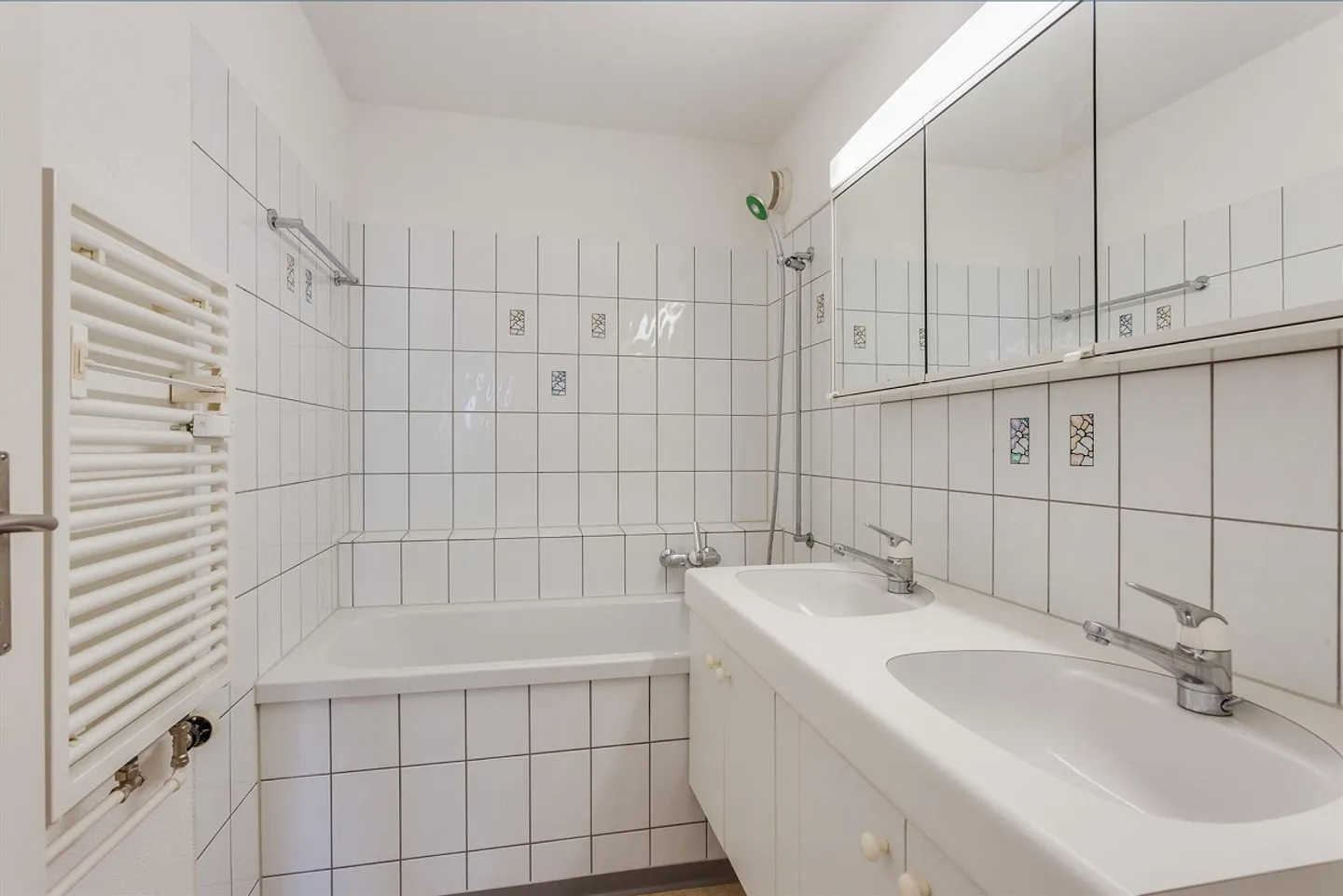 Bel appartement lumineux et spacieux - Photo 5 sur 8